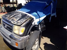 2000 TOYOTA TACOMA, BLACK, SR5 MODEL, PRE-RUNNER, EXTD CAB, 3.4L, AT.Z25203
